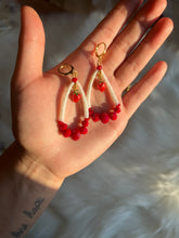 Load image into Gallery viewer, Dentalium Earrings #6
